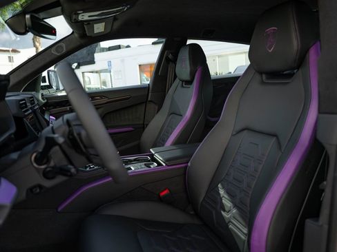 New 2025 Lamborghini Urus SE image 28