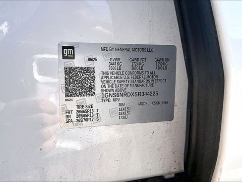 Used 2025 Chevrolet Tahoe LT image 36