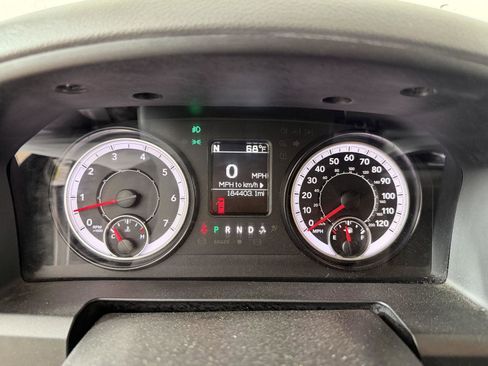 Used 2017 RAM 1500 Express AWD/4WD image 21
