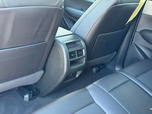 Certified 2025 Cadillac XT5 Premium Luxury image 21