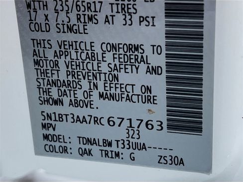 Used 2024 Nissan Rogue S image 27