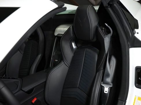 Used 2025 Chevrolet Corvette Z06 image 47