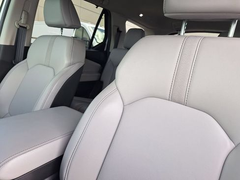 Used 2024 Honda Pilot EX-L image 17