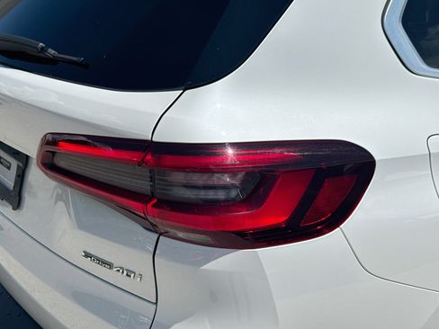 Used 2022 BMW X5 sDrive40i RWD image 28