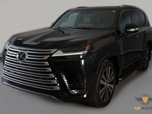 Used 2026 Lexus LX 600 4WD w/ Luxury Package image 3