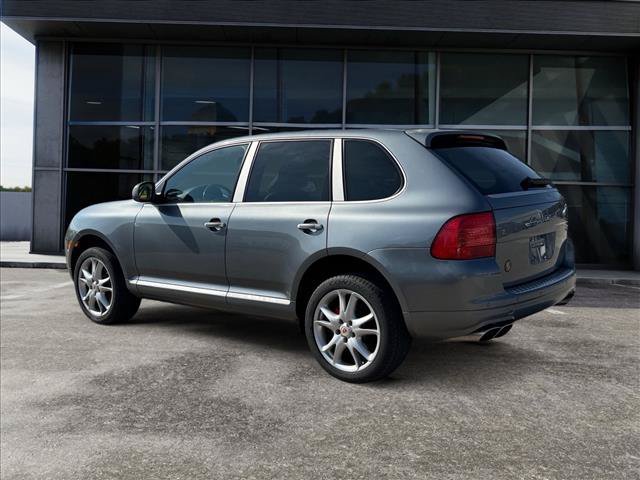 Used 2004 Porsche Cayenne Turbo AWD/4WD image 3