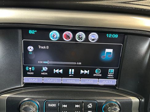 Used 2016 Chevrolet Silverado 1500 LTZ Z71 w/ LTZ Plus Package AWD/4WD image 16