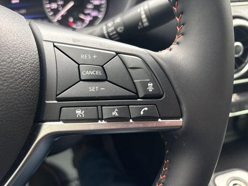 Used 2025 Nissan Sentra SR image 35