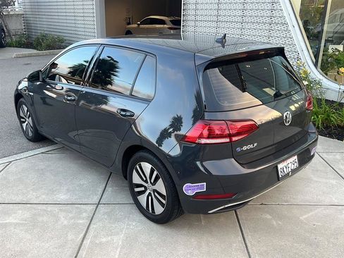 Used 2019 Volkswagen e-Golf SE w/ Driver Assistance Package image 7
