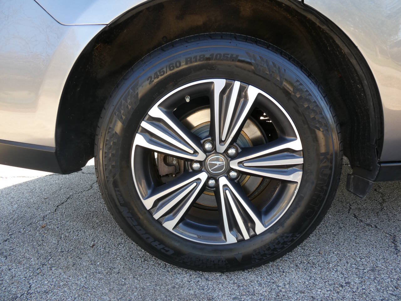 Used 2018 Acura MDX SH-AWD image 38