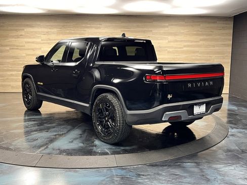 Used 2022 Rivian R1T Adventure image 8