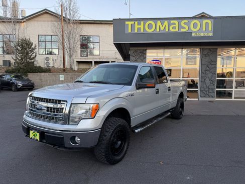Used 2013 Ford F150 XLT w/ XLT Chrome Pkg image 2