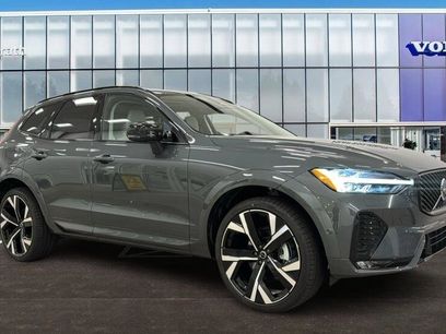New 2026 Volvo XC60 B5 Ultra w/ Climate Package