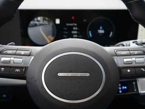 Certified 2024 Hyundai Kona Limited FWD image 24
