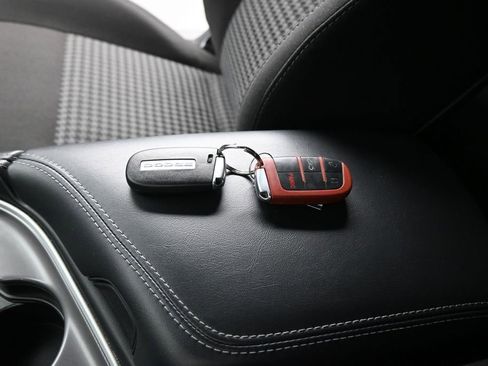 Used 2021 Dodge Challenger R/T Scat Pack RWD image 19