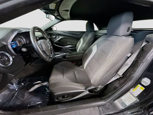 Used 2020 Chevrolet Camaro LT RWD image 18