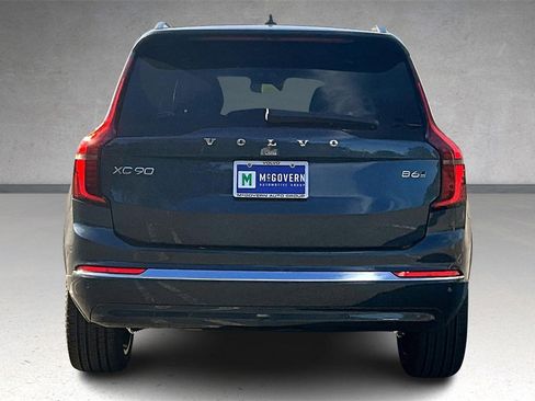 New 2026 Volvo XC90 B6 Plus w/ Protection Package Premier image 4