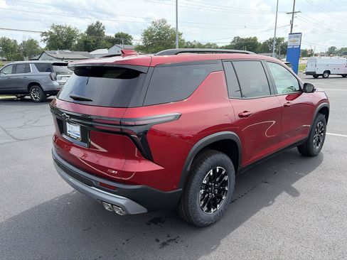 New 2026 Chevrolet Traverse Z71 w/ Enhanced Driving Package AWD/4WD image 3