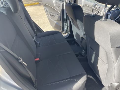 Used 2019 Ford Fiesta SE image 11