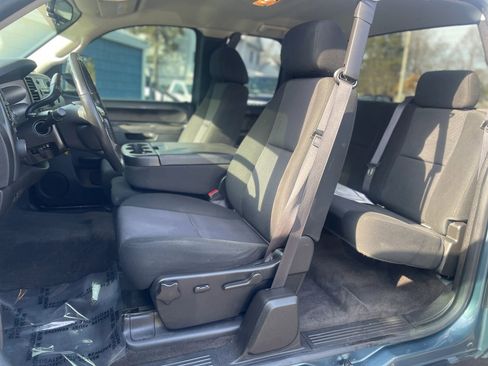 Used 2013 GMC Sierra 2500 SLE w/ SLE Preferred Package image 11