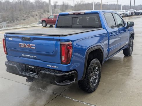 Used 2024 GMC Sierra 1500 AT4X image 7