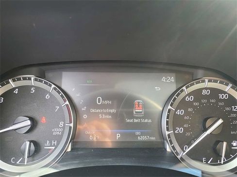 Used 2022 Toyota Highlander XLE image 26