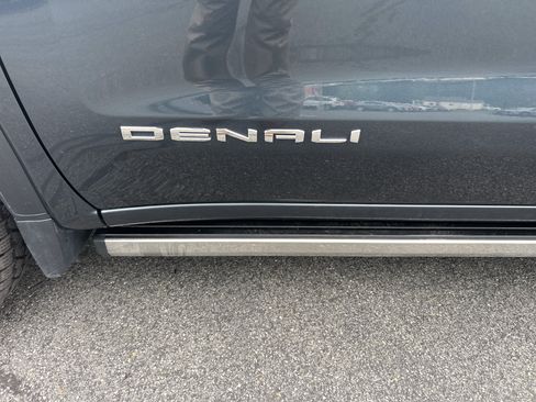 Used 2020 GMC Sierra 1500 Denali w/ Denali Ultimate Package AWD/4WD image 3