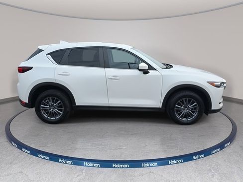 Used 2017 MAZDA CX-5 Touring w/ Preferred Equipment Package image 4