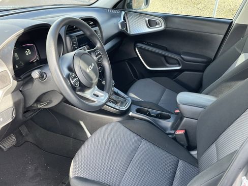 Used 2023 Kia Soul LX w/ Option Group 015 image 9