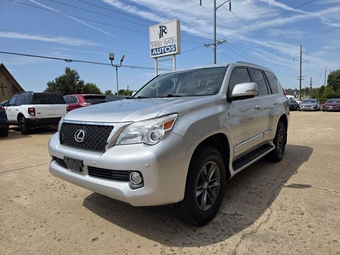 Used 2013 Lexus GX 460 w/ Comfort Plus Pkg AWD/4WD image 3