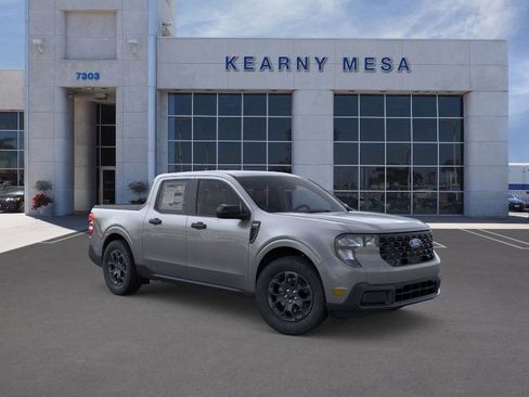 New 2025 Ford Maverick XLT w/ XLT Luxury Package image 36