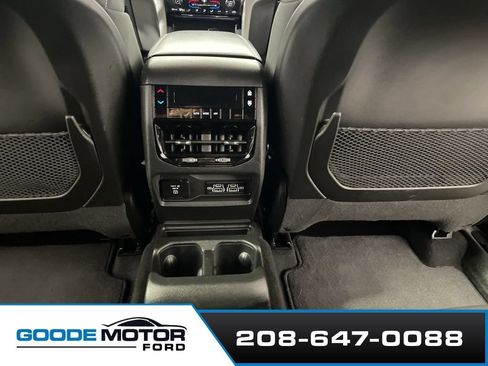 Used 2024 Jeep Grand Cherokee L Laredo w/ Luxury Tech Group I AWD/4WD image 20