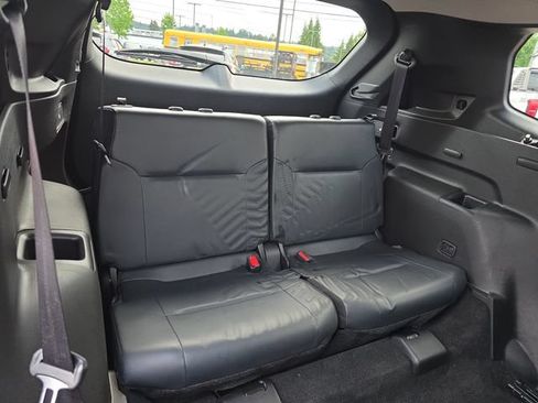 Used 2024 Mitsubishi Outlander SE AWD/4WD image 16