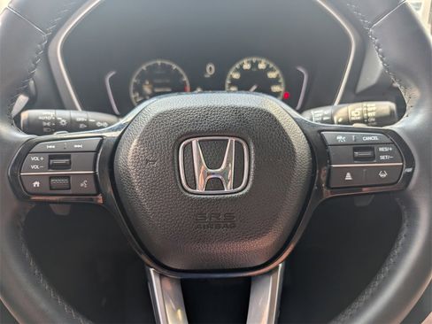 Certified 2025 Honda Pilot Touring image 20