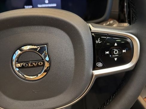 New 2026 Volvo V60 B5 Cross Country Ultra w/ Protection Package Premier image 17
