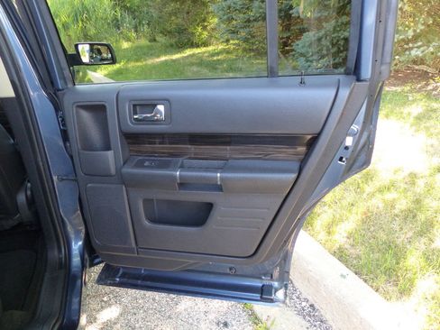 Used 2019 Ford Flex SEL w/ Equipment Group 202A AWD/4WD image 43