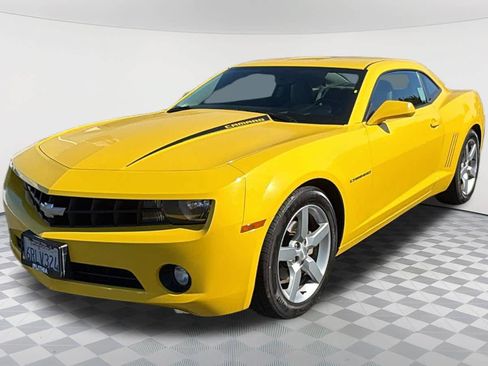 Used 2011 Chevrolet Camaro LT RWD image 1