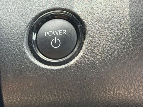 Used 2026 Toyota Camry SE FWD image 30