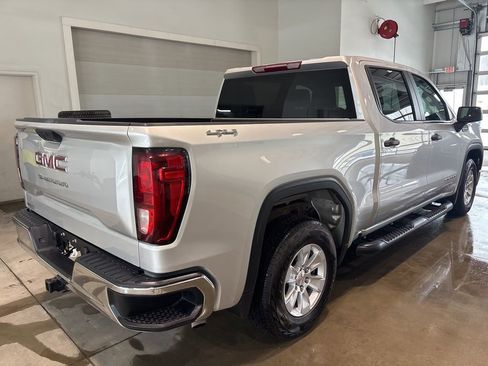 Certified 2022 GMC Sierra 1500 Pro w/ Pro Value Package image 5