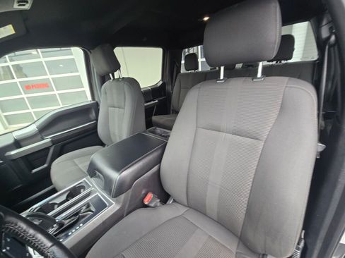 Used 2017 Ford F150 XLT w/ Equipment Group 302A Luxury image 18