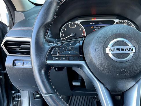 Used 2020 Nissan Altima 2.5 SR w/ Premium Package image 24