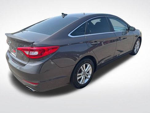 Used 2017 Hyundai Sonata SE FWD image 5