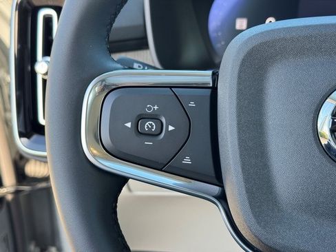 New 2026 Volvo XC40 B5 Plus w/ Protection Package Premier image 27