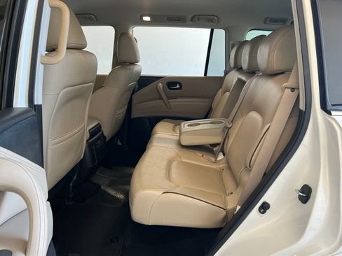 Used 2021 Nissan Armada SV w/ SV Appearance Package RWD image 33
