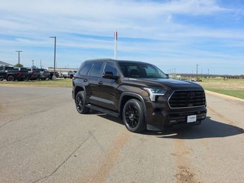 Used 2024 Toyota Sequoia Limited w/ Nightshade Package AWD/4WD image 4