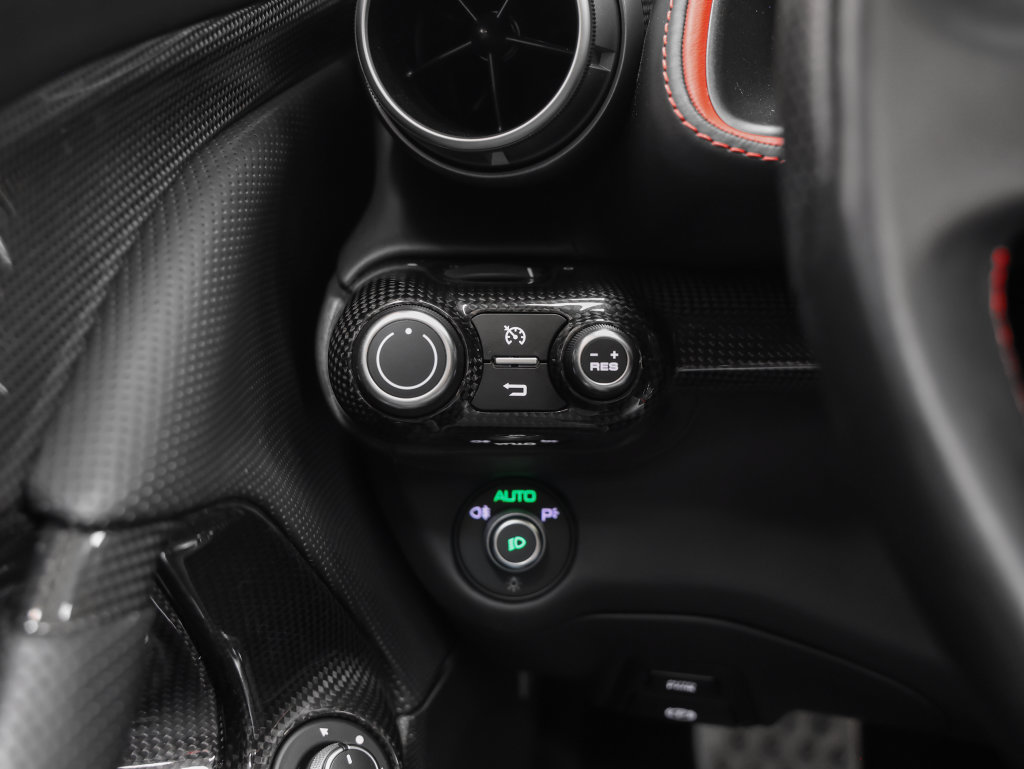 Certified 2023 Ferrari 812 GTS RWD image 55