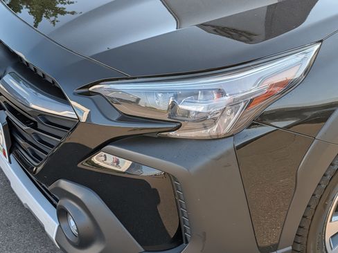 Used 2023 Subaru Outback Limited AWD/4WD image 16