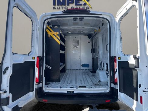 Used 2019 Ford Transit 250 130 Medium Roof image 22