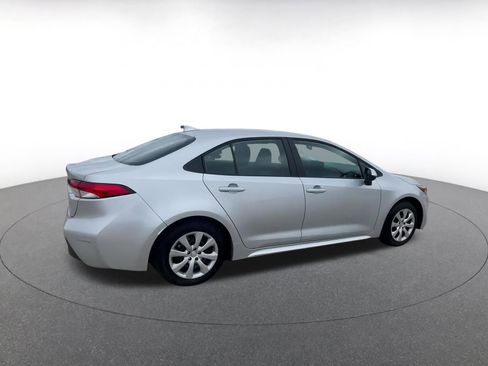 Used 2025 Toyota Corolla LE image 15