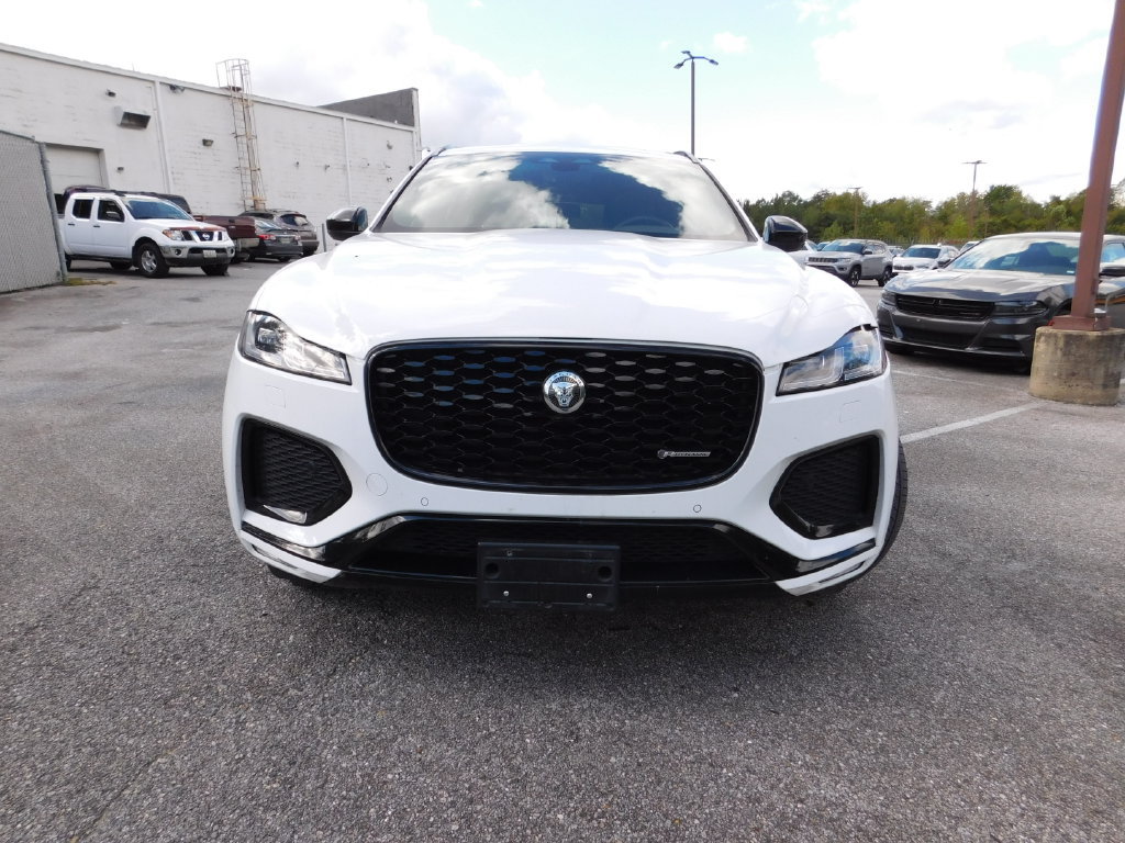 Used 2025 Jaguar F-PACE R-Dynamic S AWD/4WD image 3